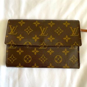 Vintage Louis Vuitton Trifold wallet